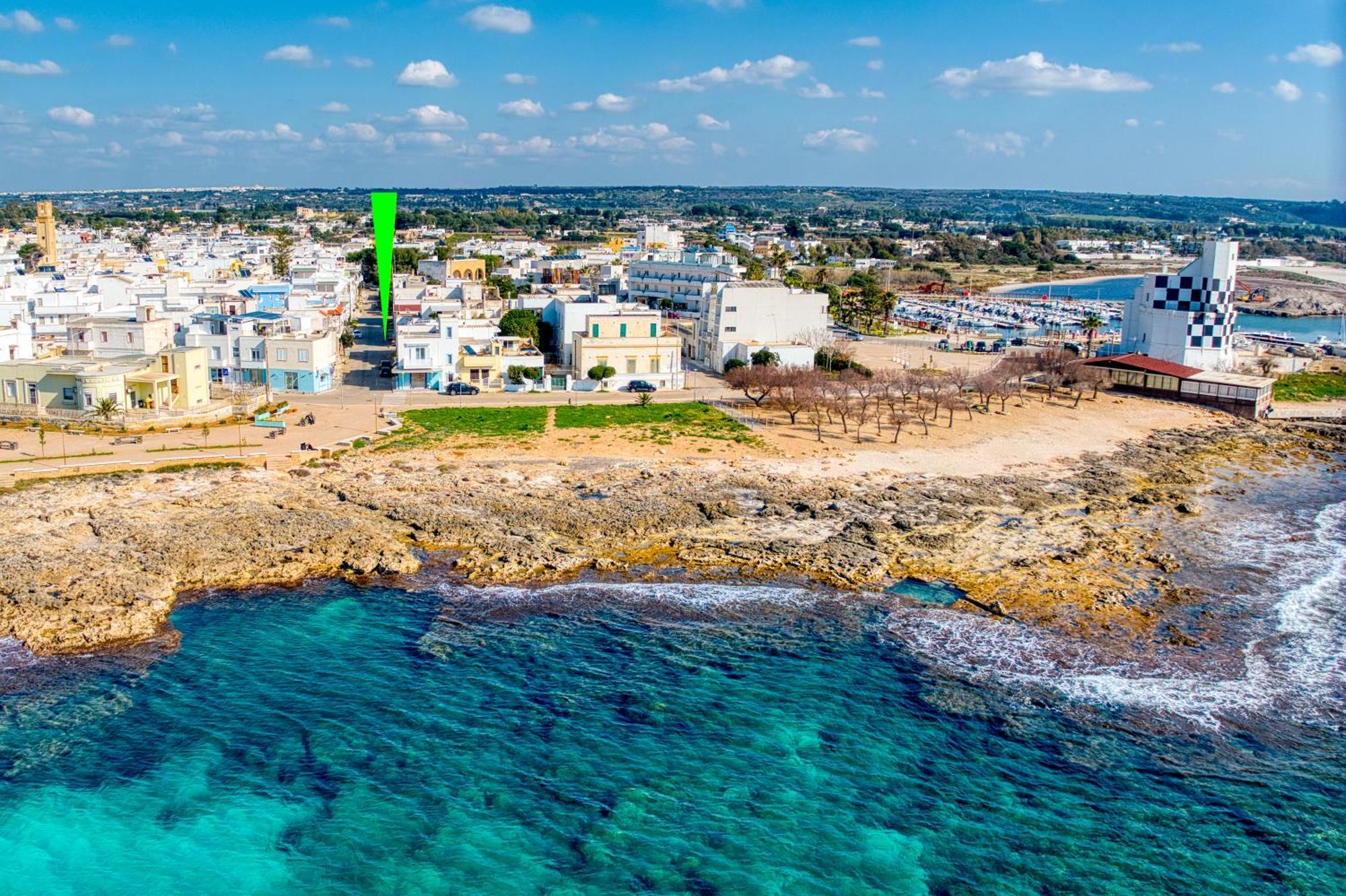 B&B Il Comandante A 100 M Dalla Spiaggia Torre San Giovanni Exterior foto
